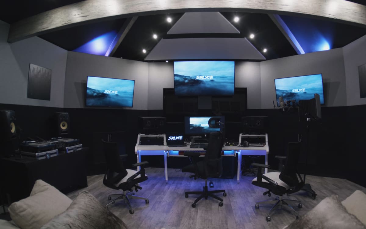 Splyce Studios Ultra Modern Professional Recording Studio, Woodland