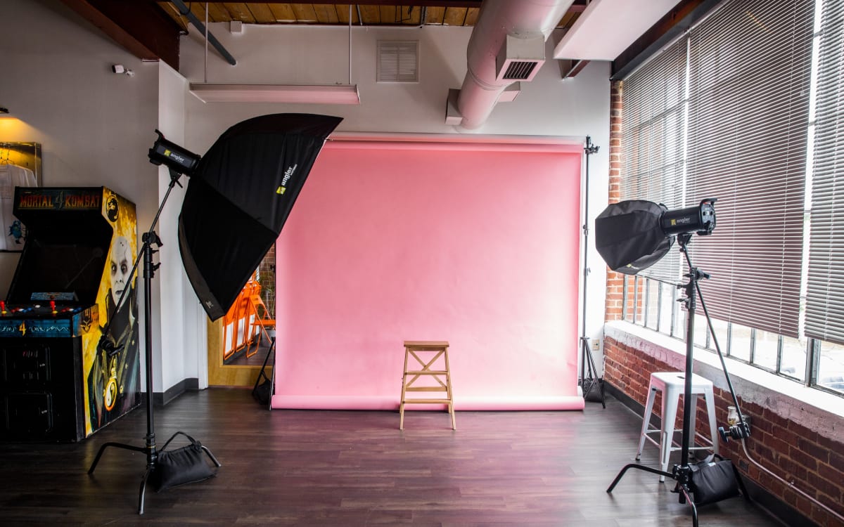 Lighting for the White Screen Studio Look — Matt Prior - Freelance