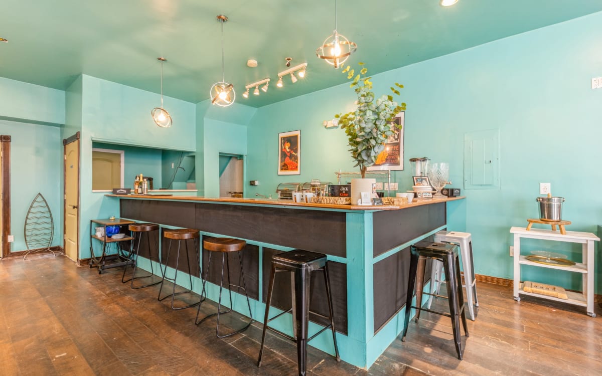 Beautifully Renovated Bright and Airy Storefront and Event Space in Bed