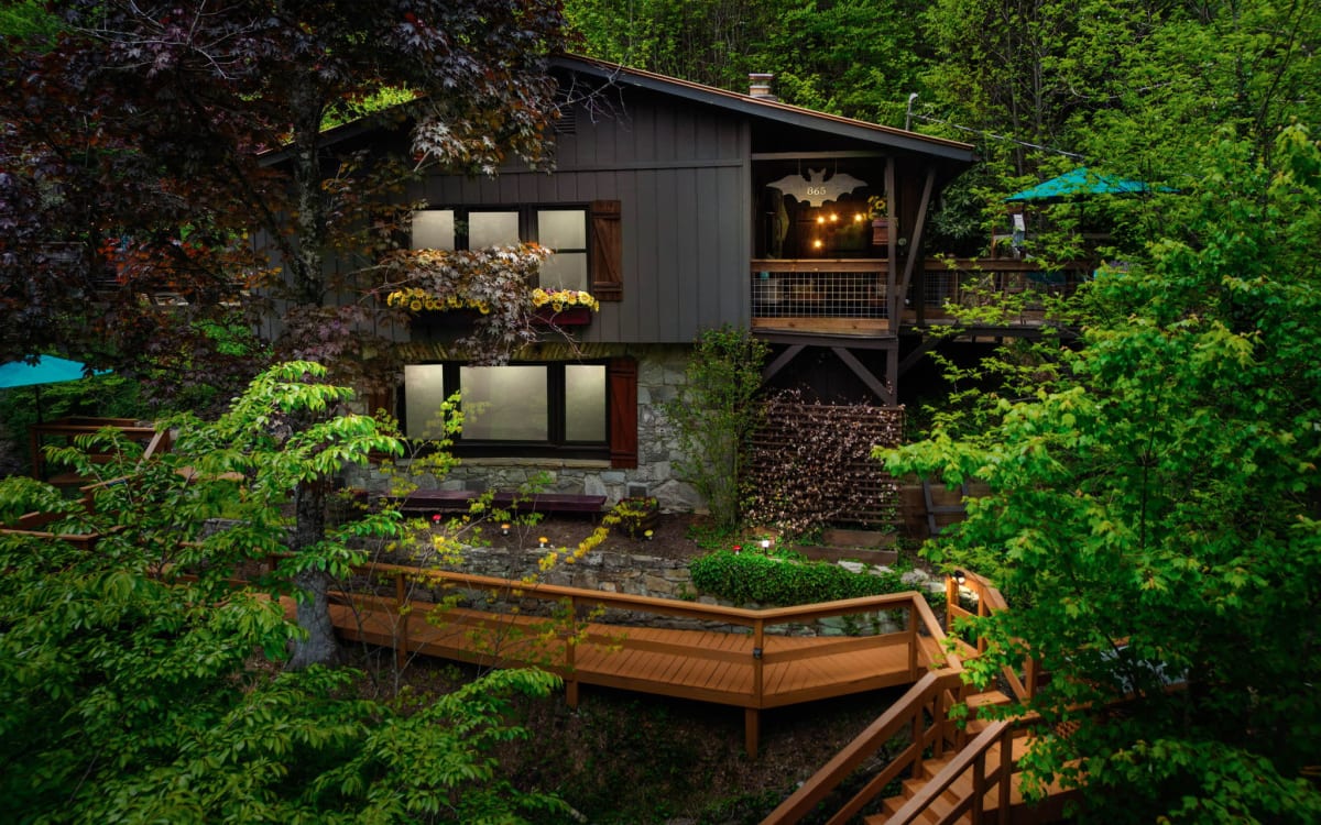 Whimsical waterfall fairy cabin, Hendersonville, NC Event Peerspace