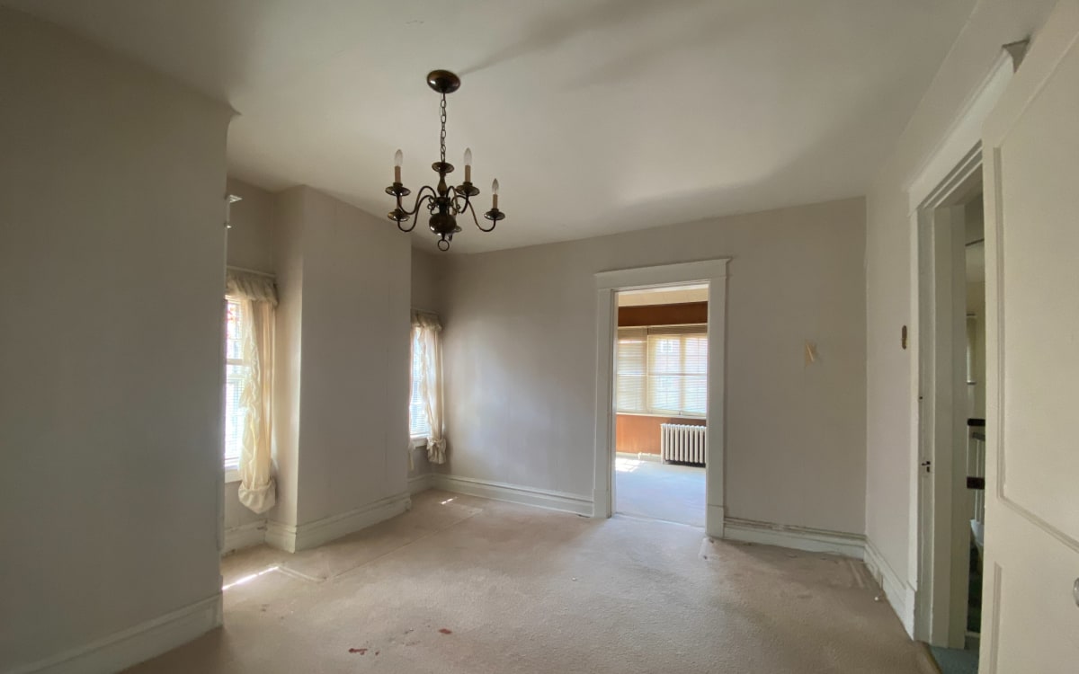 Unique 1920s Vintage House in DeMun District, St Louis, MO Production