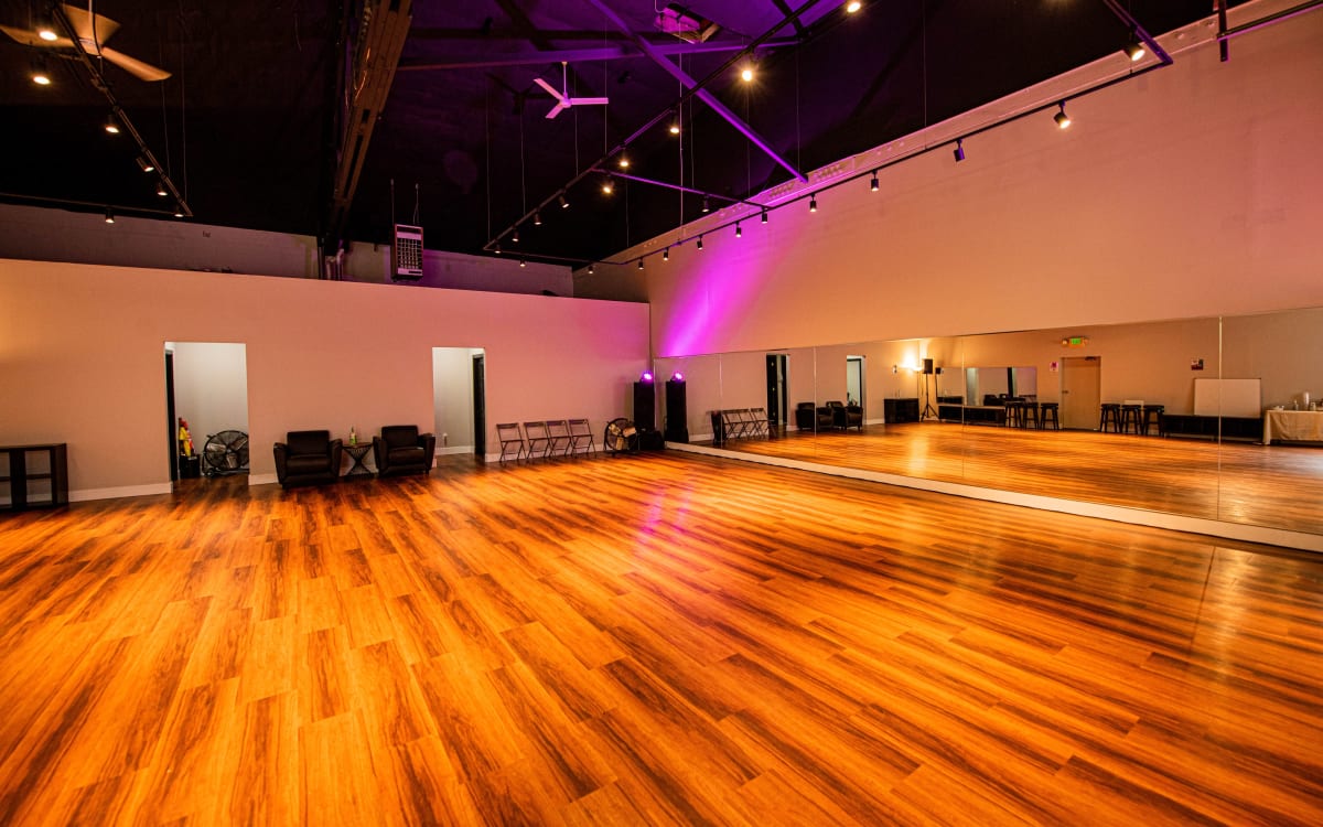 Party flooring shop