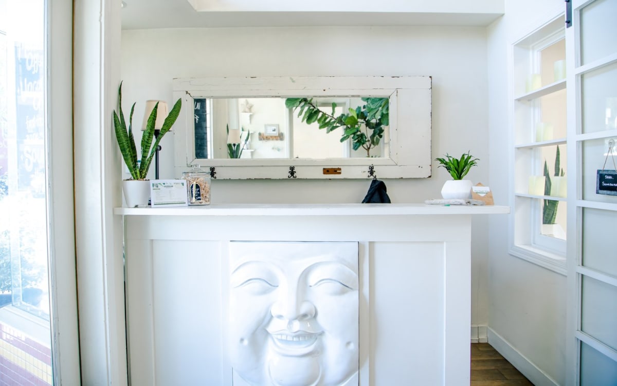 Bright and Light Filled North Berkeley Studio, Berkeley, CA ...