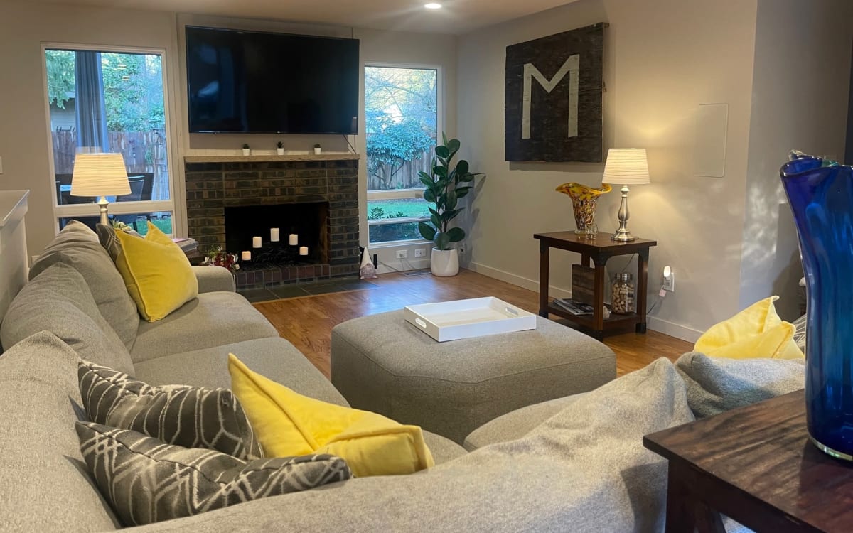 suburban rambler, bellevue, WA Production Peerspace