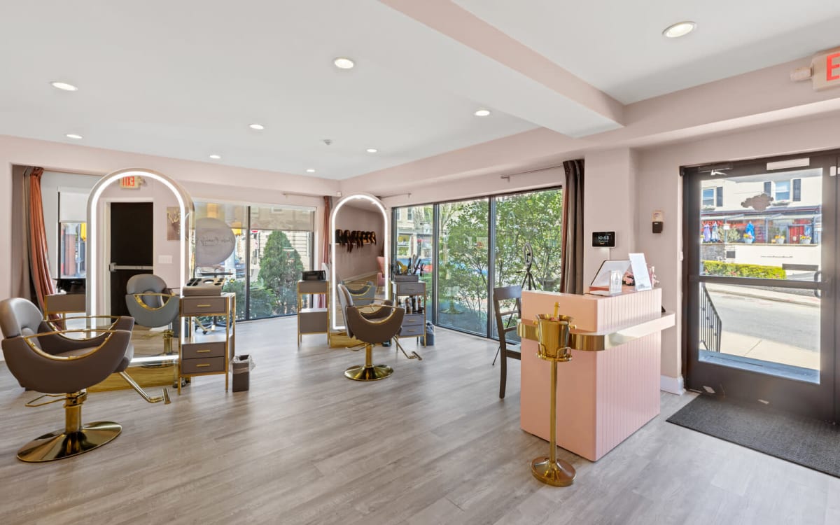 Chic & Modern Hair Salon, Jenkintown, PA Production Peerspace