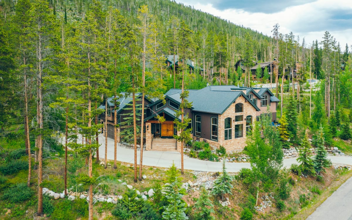 Majestic Mountain Lodge With Breathtaking Views Breckenridge Co