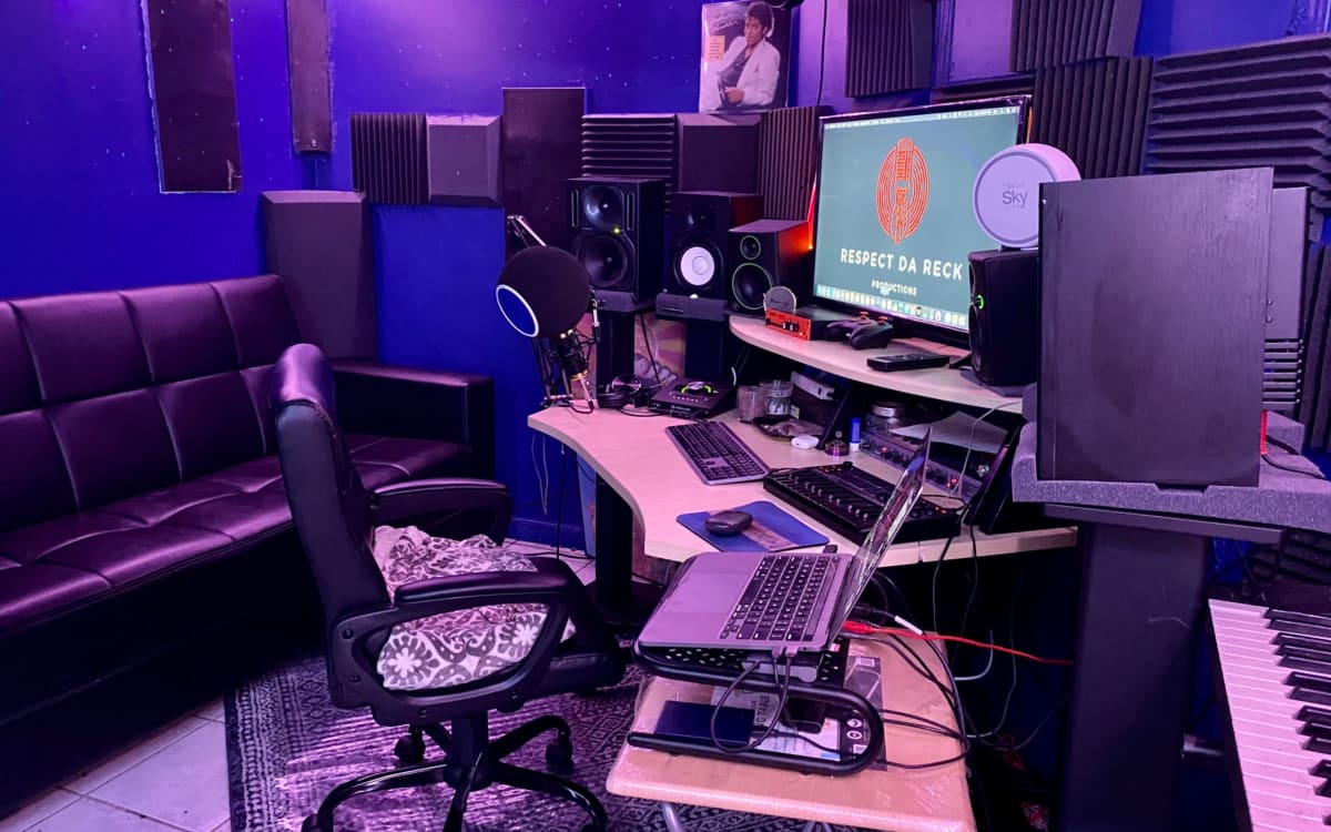 Queens Based Recording Studio With Radio Ready Quality, ROSEDALE, NY
