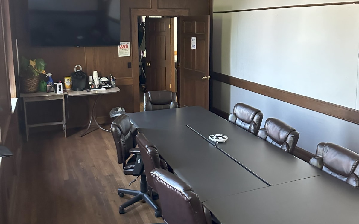Conference room Coworking Downtown Office Space (public, dedicated