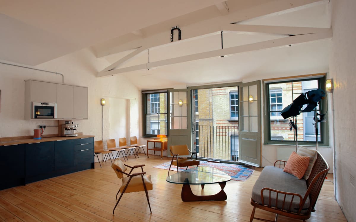 The light shop loft studio