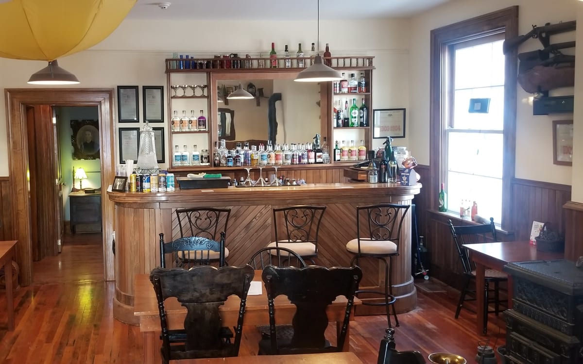 The Industry RoomCocktail Bar, Kincardine Production Peerspace