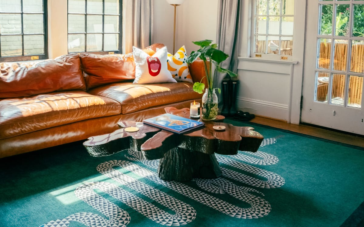 Charming PlantFilled Virginia Highland Condo, Atlanta, GA Production