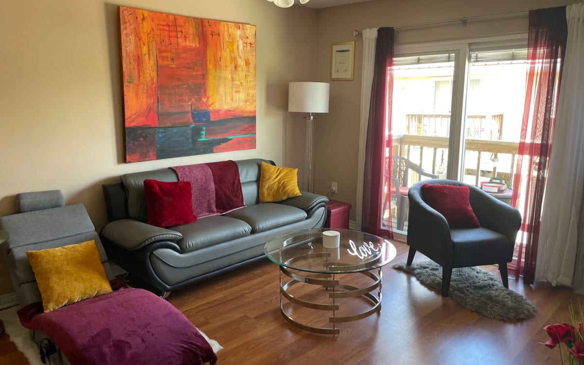 Stylish Condo in Slidell, Slidell, LA Production Peerspace