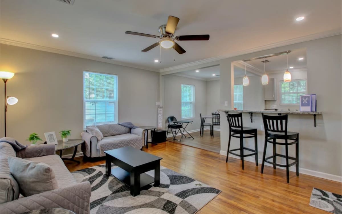 Home comfort rentals, Little Rock, AR Production Peerspace