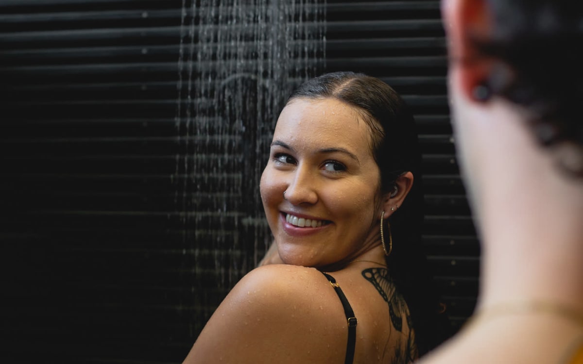 Obsidian Oasis Fully Enclosed Outdoor Shower, Wilmington, NC