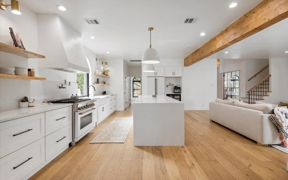 Bright, open house with lush, green backyard., AUSTIN, TX Production