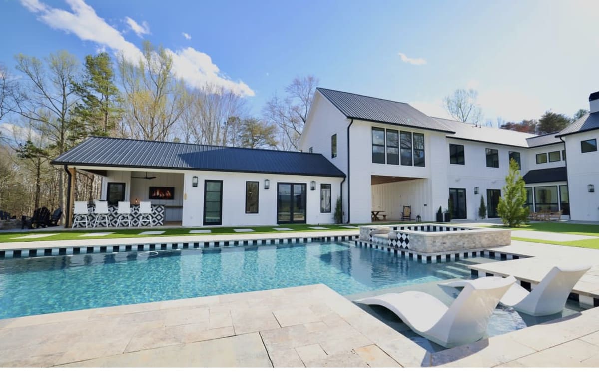 Unique home in the beautiful North Mountains. Amazing view of Mt. Yonah. Large brand new