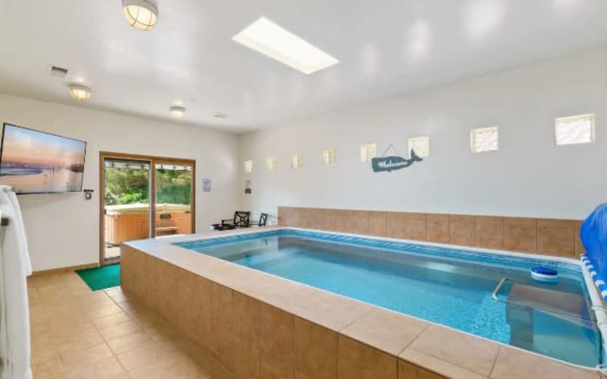 Luxury Home with Pool & Hot tub, albuquerque, NM Event Peerspace