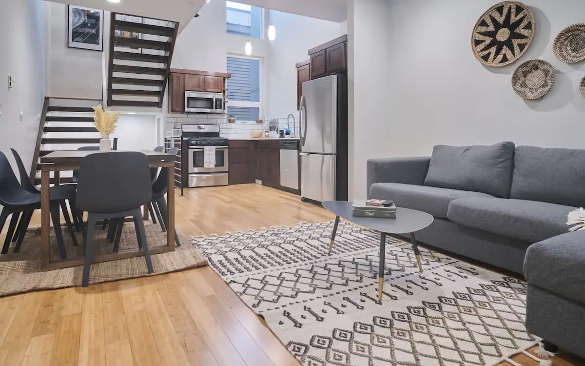 Urban oasis townhome with artist loft vibes, Seattle, WA | Event ...