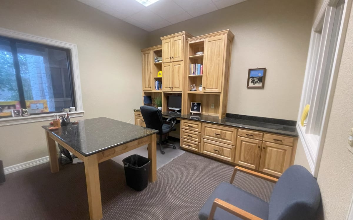 Downtown Pflugerville Office Haven, Plfugerville, TX OffSite Peerspace