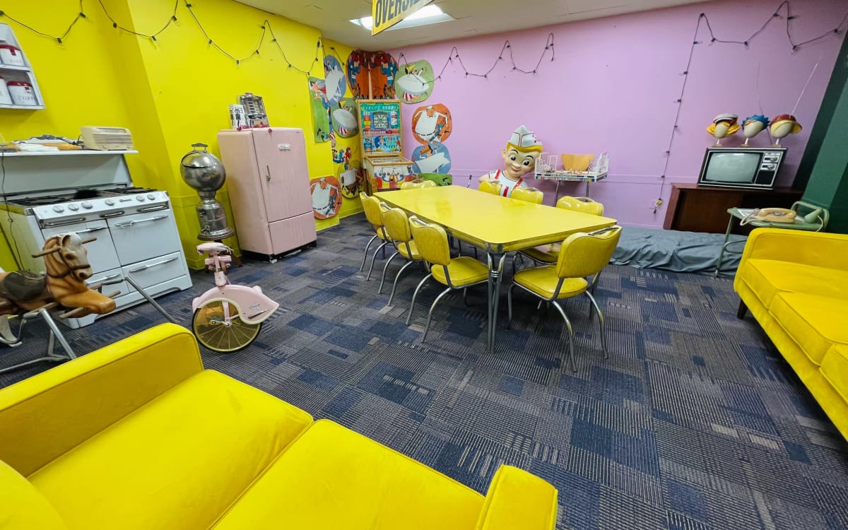 Colorful retro room with cozy furniture, Seattle, WA Production