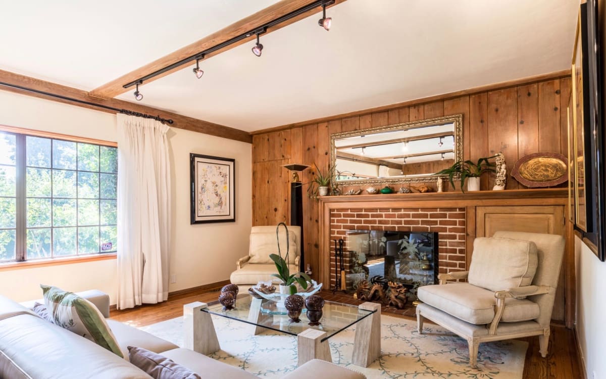 Two Story Tudor House, Toluca Lake, CA Production Peerspace