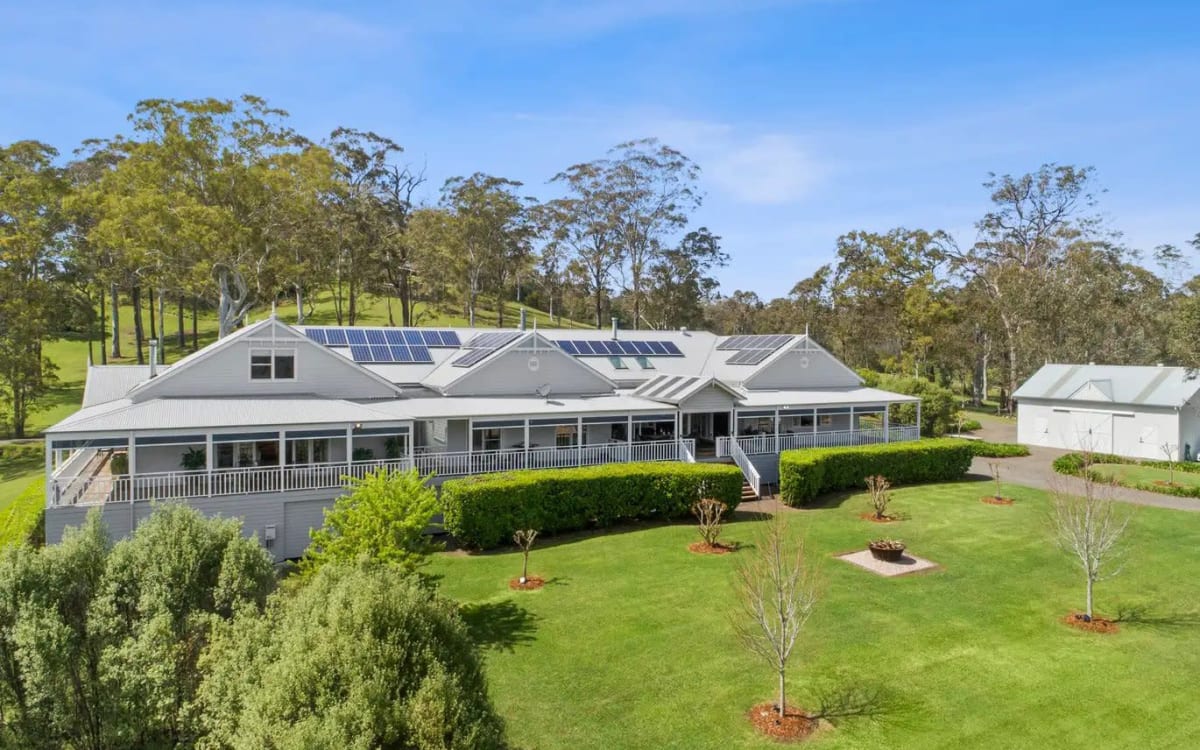 Expansive and Bright Property, Kurrajong Production Peerspace