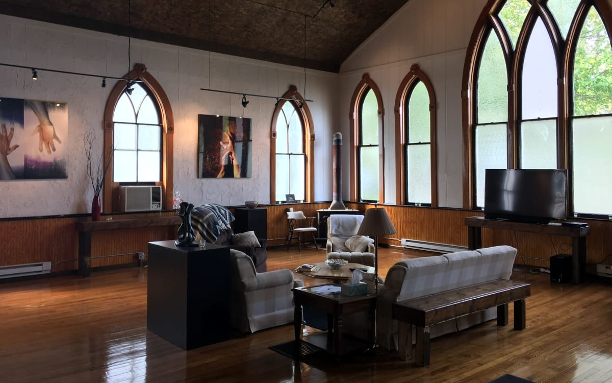 Kirwen Art Gallery and Loft Apartment, Elmore, OH Event Peerspace