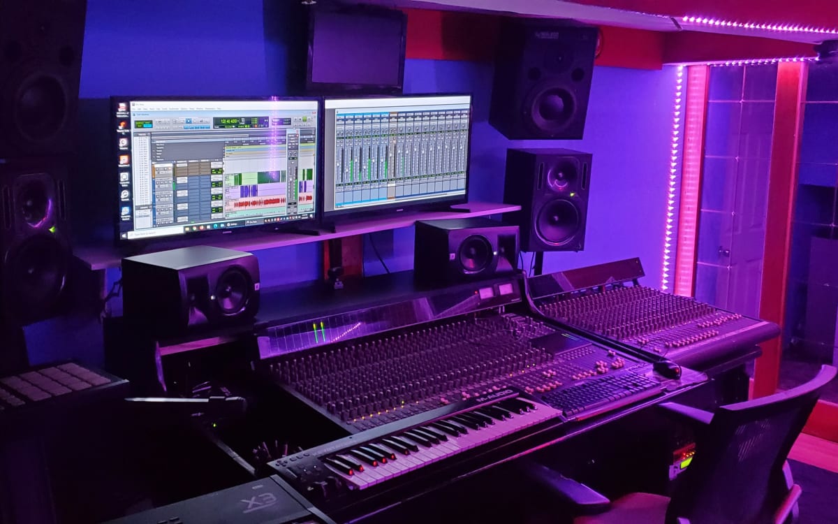 Best Recording Studio in Teaneck, NJ For Artists & Bands to