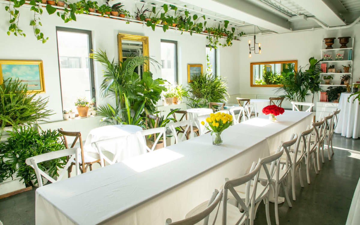 Image showcasing THE PINNACLE OF URBAN LUXURY | GATEWAY THAO DIEN ... - Facebook