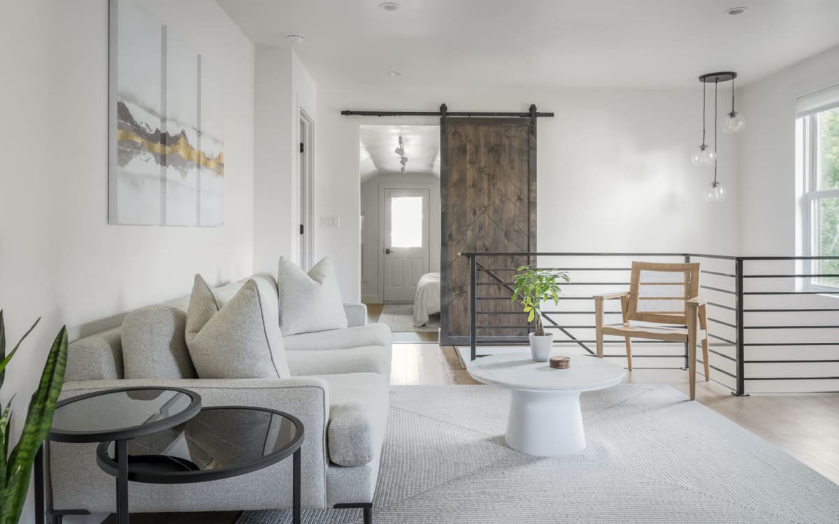 Luxury midtown Loft, Bozeman, MT Production Peerspace