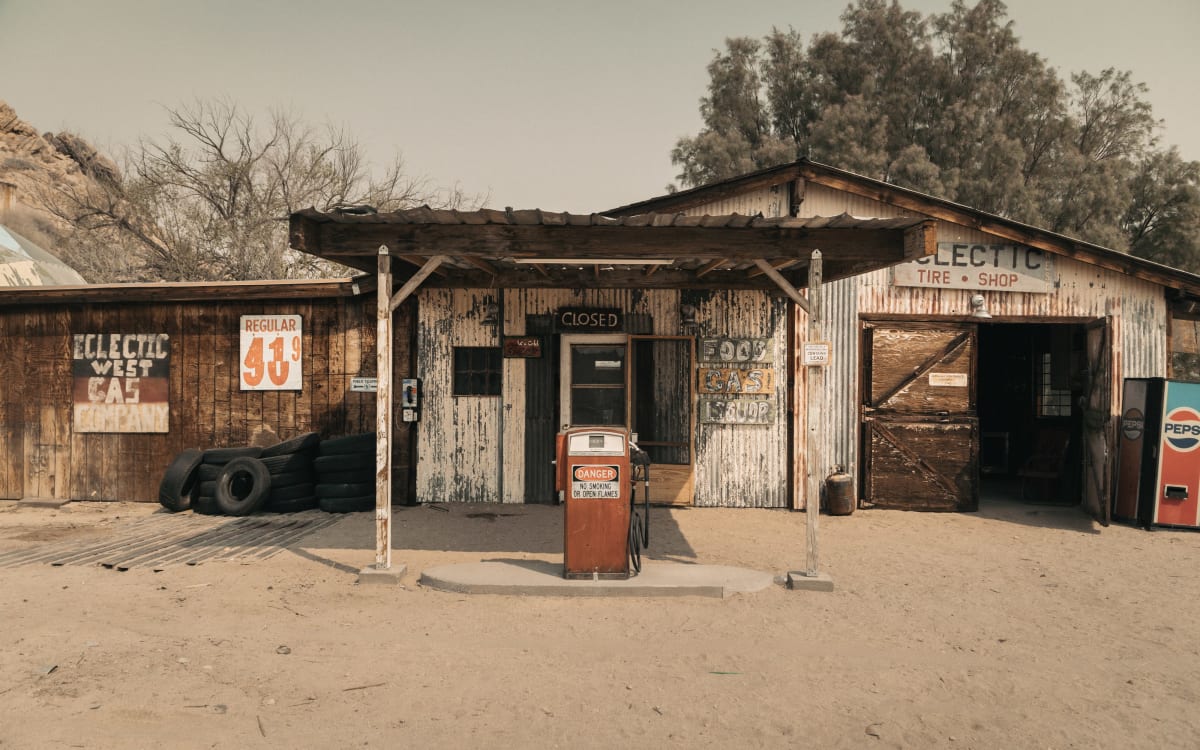 Country Store & Gas Station The Eclectic West, Adelanto, CA