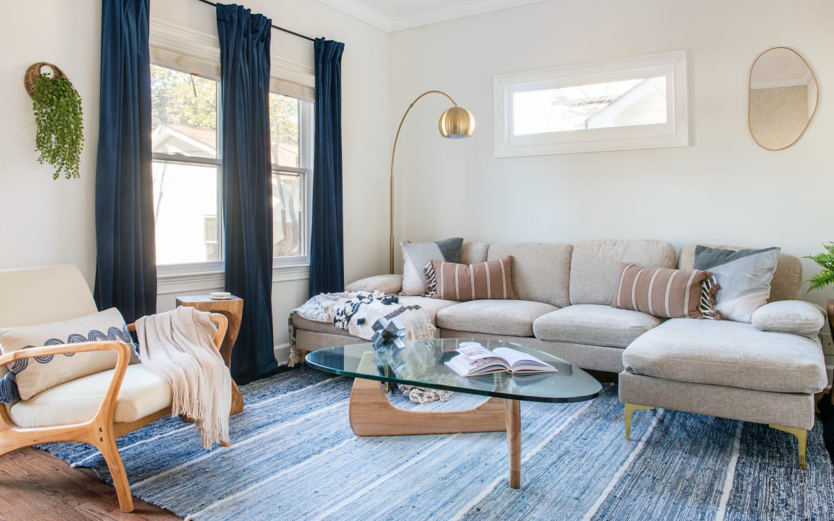 Rook’s Corner Newly Renovated Furnished Rental Townhome with Two Beds