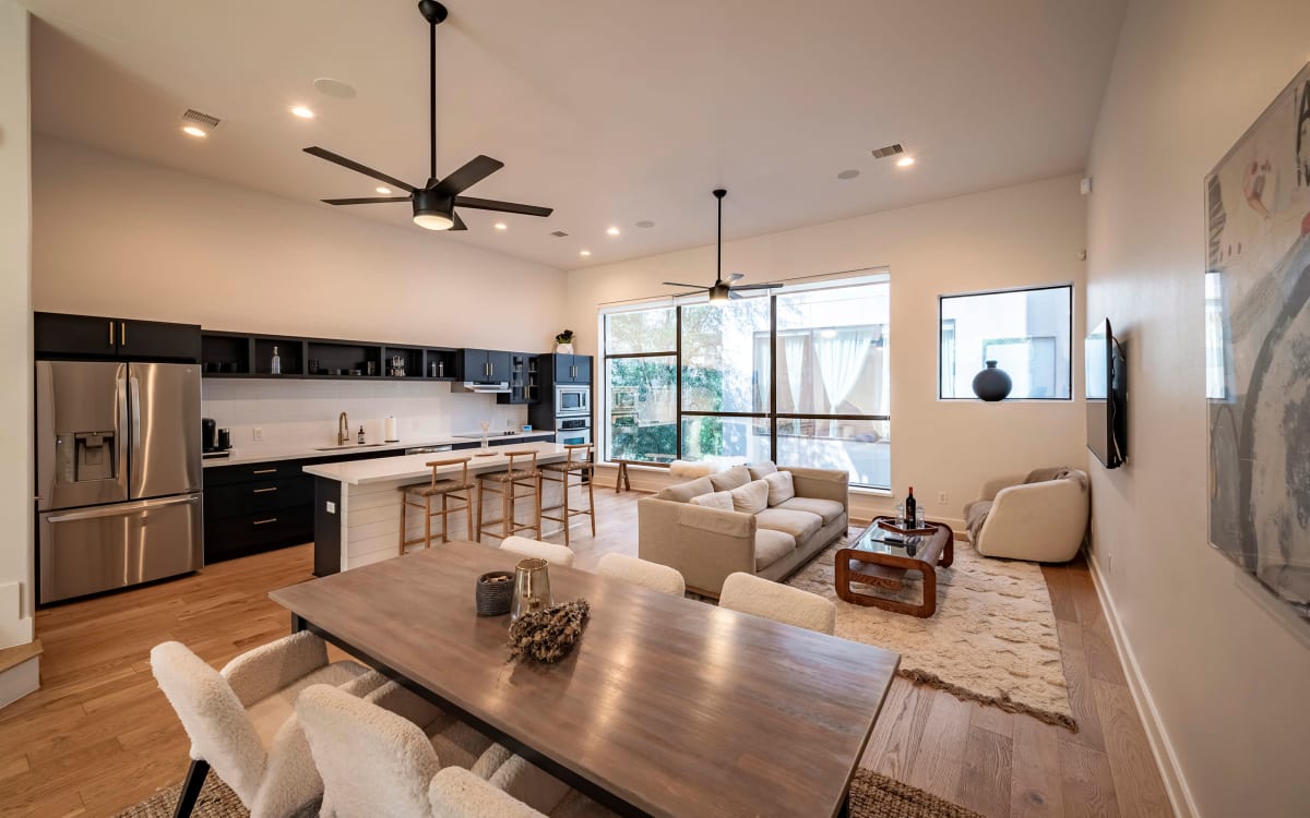 ParkHaus Museum district modern townhome with outdoor lounge, Houston