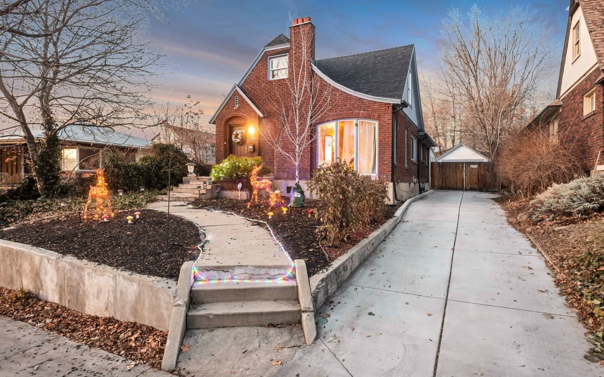 Upper East Side Tudor Home Contains New Contemporary Comfortable