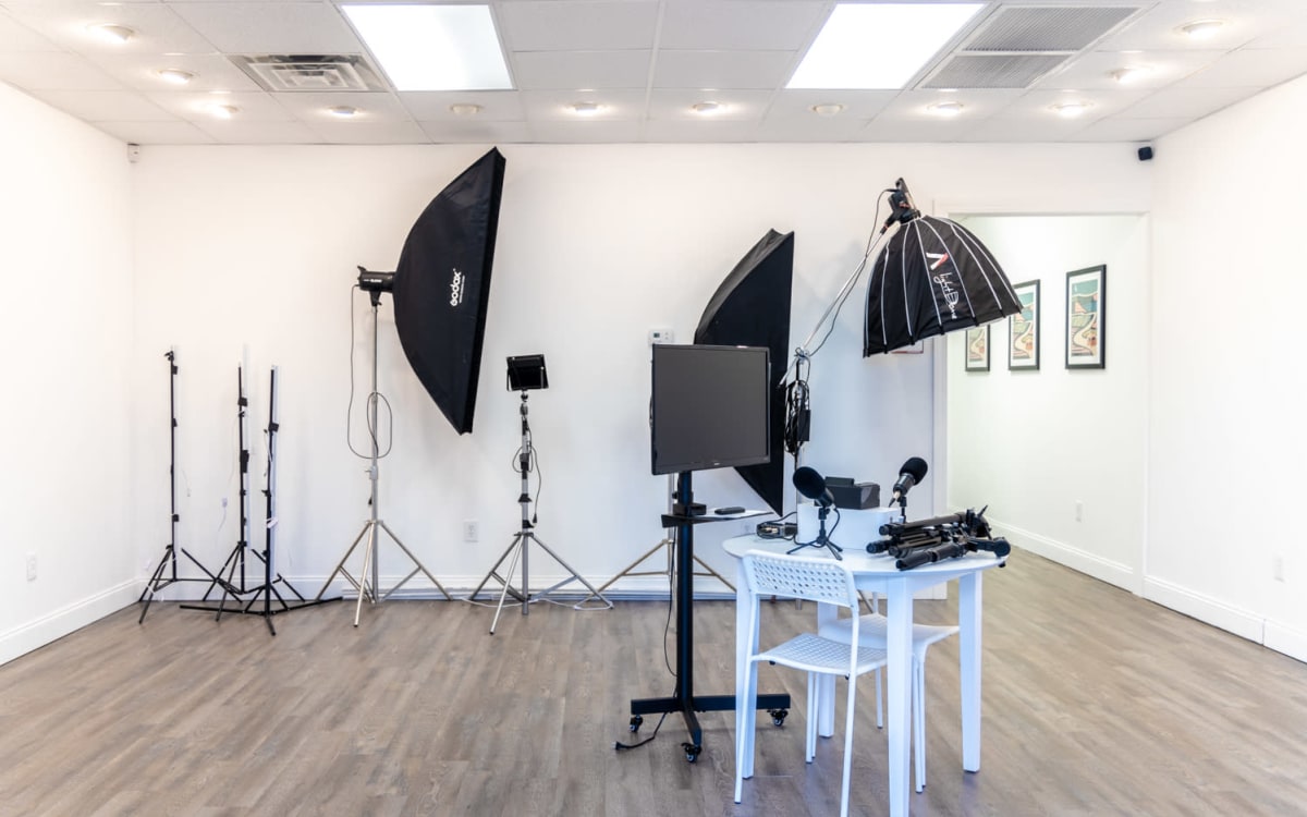 Huntsville Alabama Top Photo Studio Rental, Huntsville, AL Production