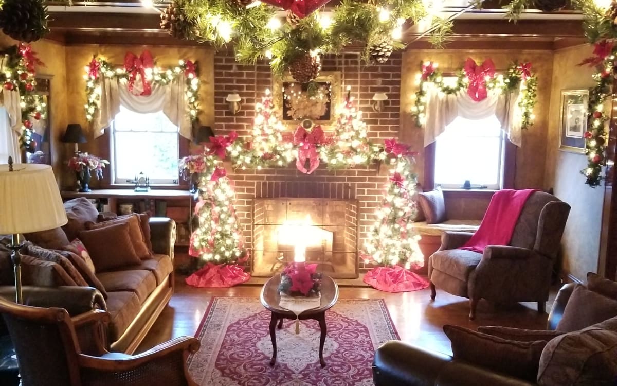 Hallmark Home for Movies or Film, Jewett City, CT Production Peerspace