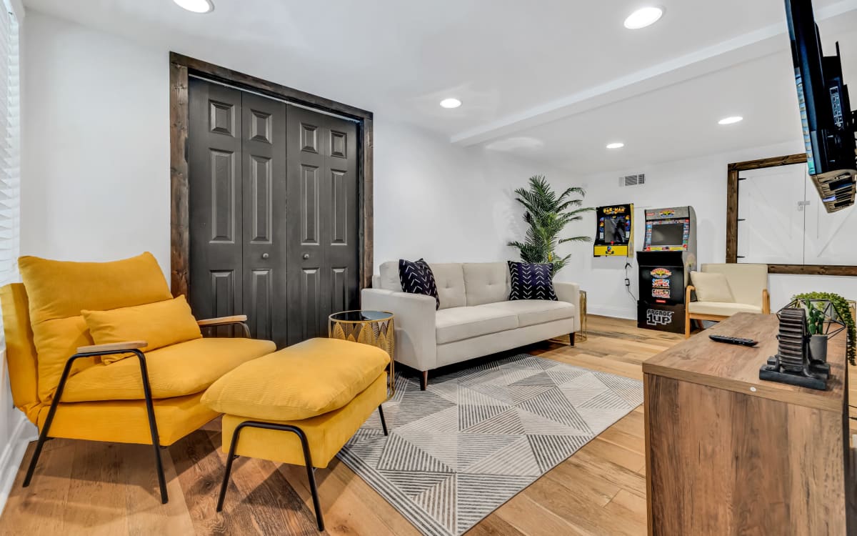 Harmony House with stylish modern decor, Decatur, GA Production Peerspace