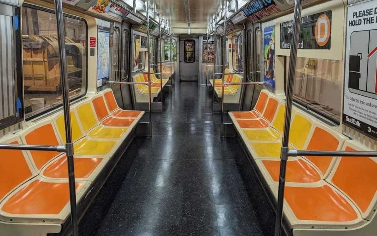 Subway sales train set