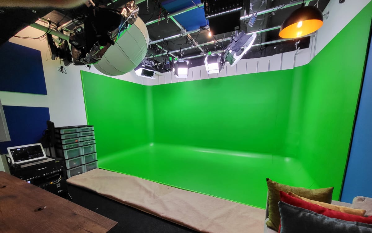 At the heart of Manhattan, Sorrentino Media offers two production