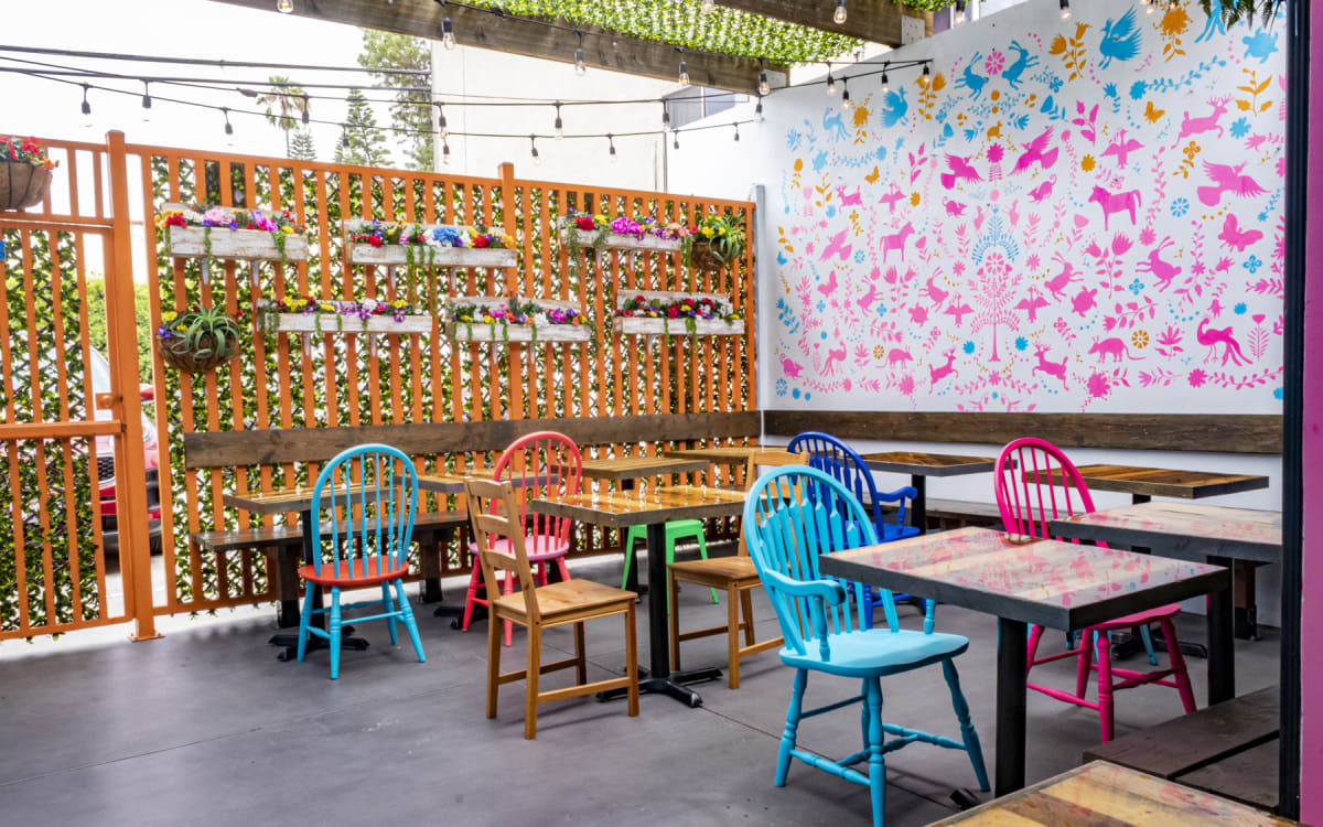 Mexican restaurants with patios near me hotsell