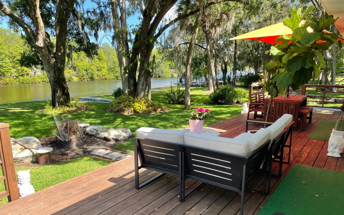 Modern Ranch Property On The Hillsborough River With A Spring And Creek