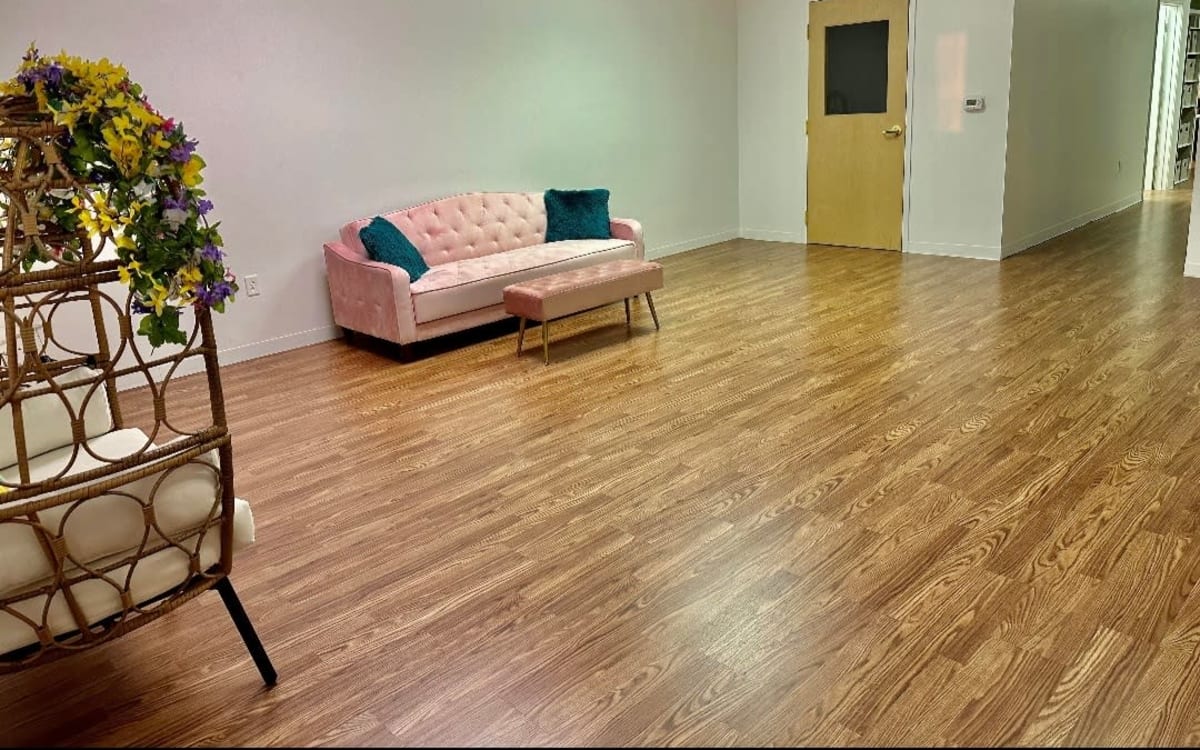 Photography Studio and Event Space, Olathe, KS Production Peerspace