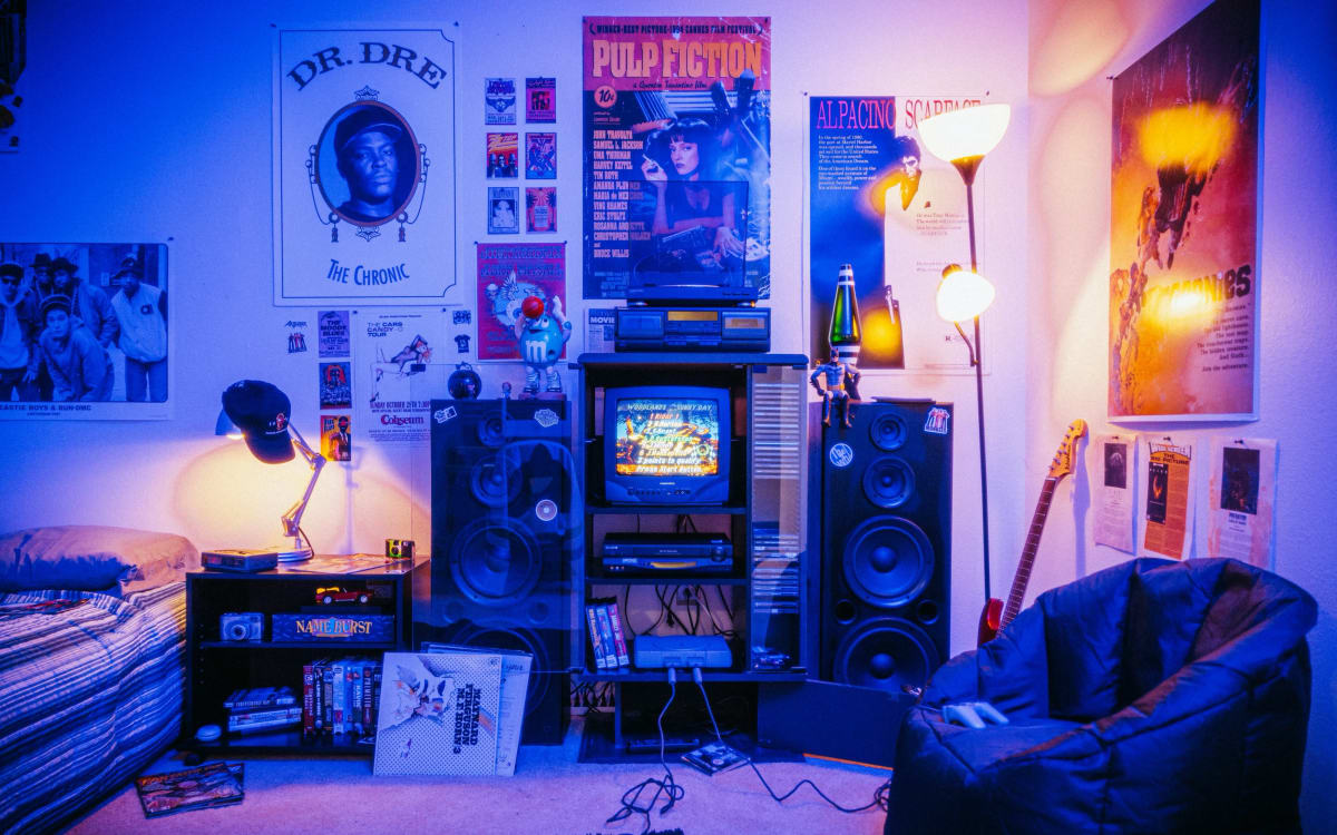 90s room hot sale decor