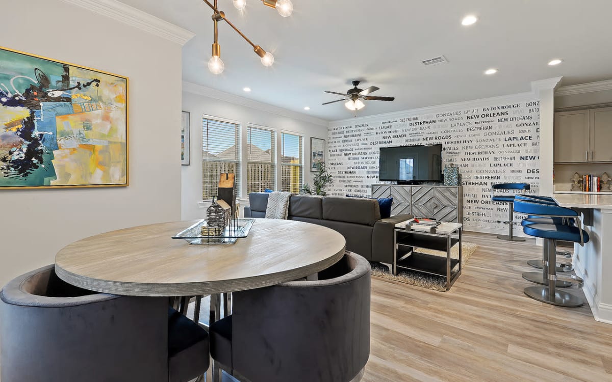 The Designer Cottages at University Villa, Baton Rouge, LA Event