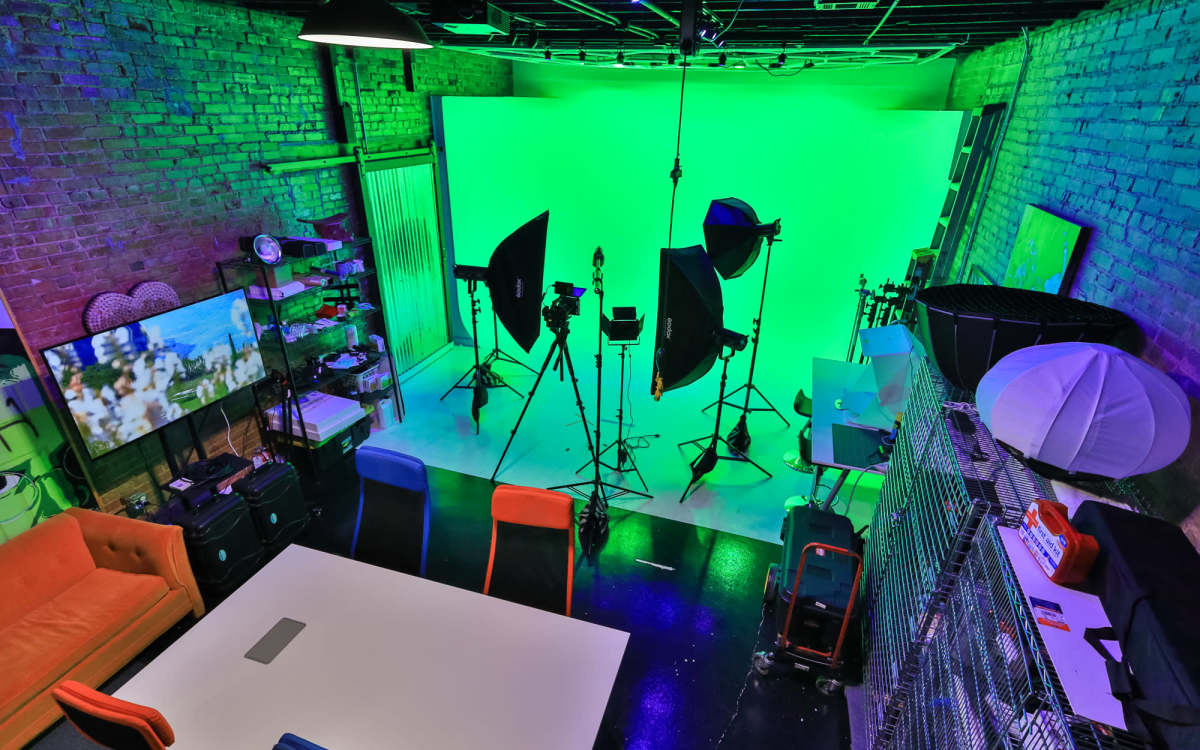 South Main Studio an Accessible, Professional Photo/Video Studio in