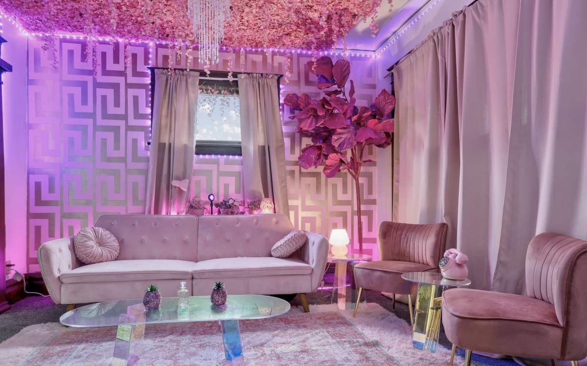 The flora house, St. Paul, MN Production Peerspace