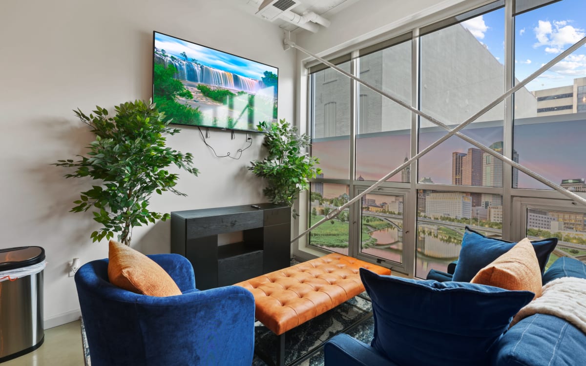 Heart of the City/ Industrial Modern Furnished Apartment, Columbus, OH