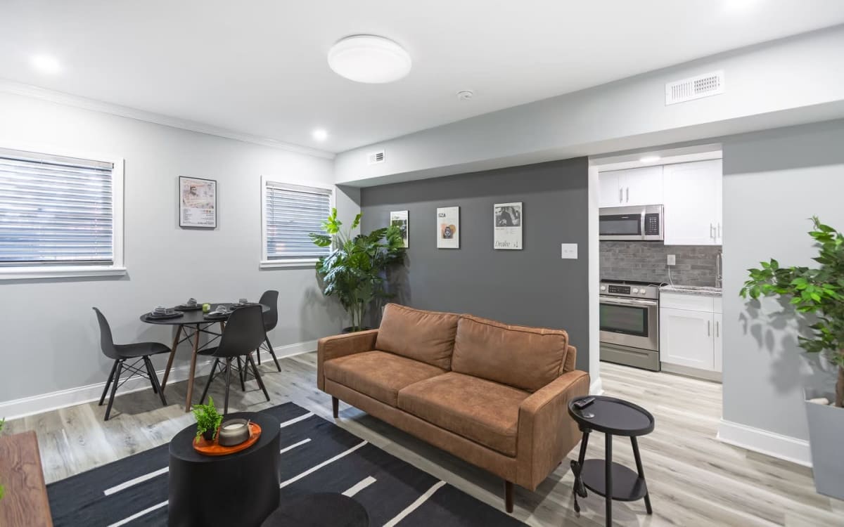 Modern Downtown Petersburg Apartment, Petersburg, VA Production