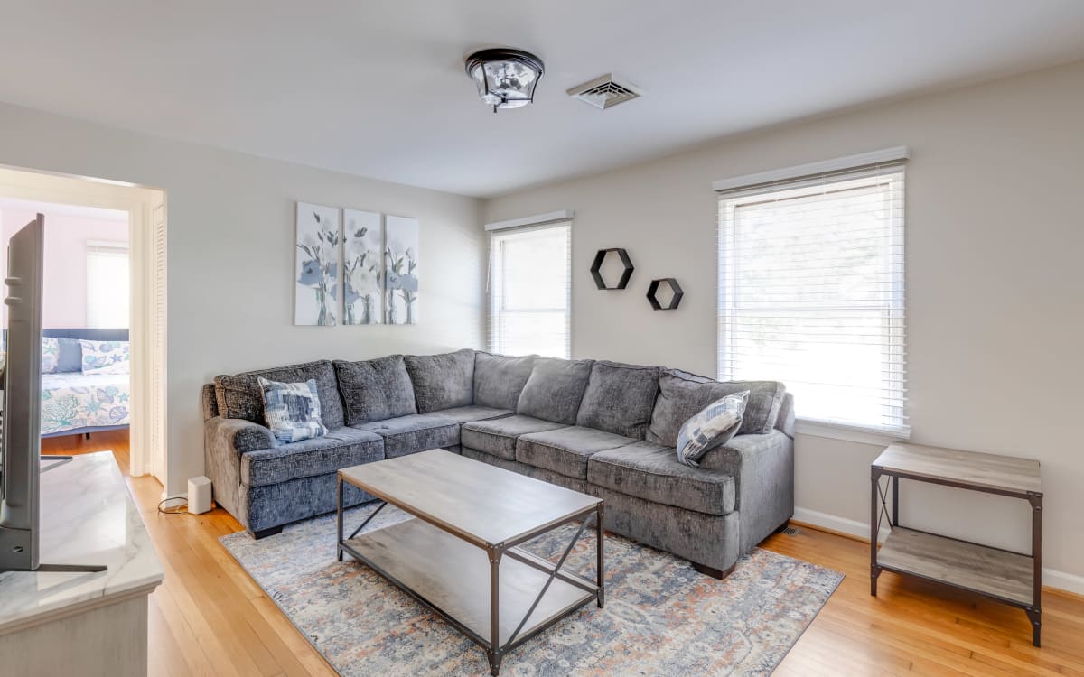 Willoughby Spit 3bed/2bath WIFI A/C Beach, Norfolk, VA OffSite