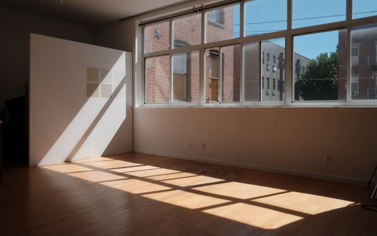Greenpoint Natural Light Studio with Equipment + Additional Amenities